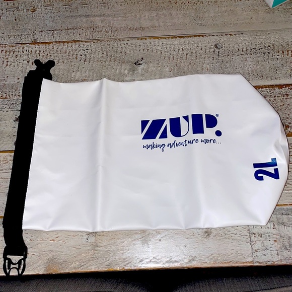 COPY - 2L Dry Bag for Kayaking